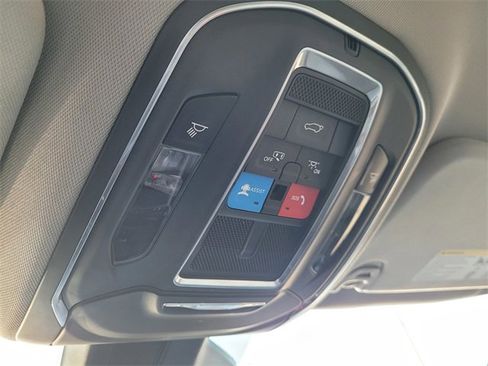 Used 2022 Jeep Wagoneer Series III image 11