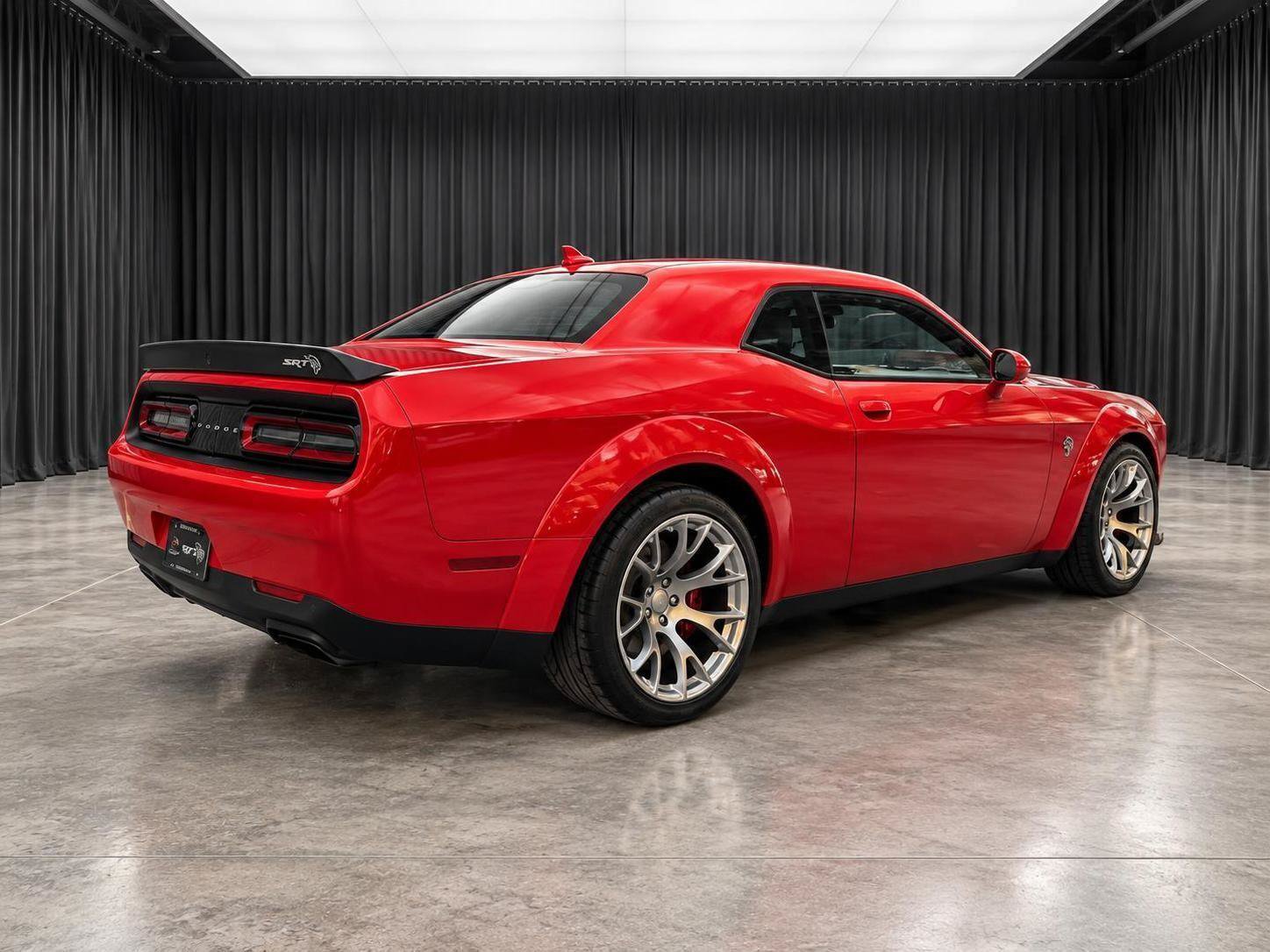 Used 2022 Dodge Challenger SRT Hellcat RWD image 7