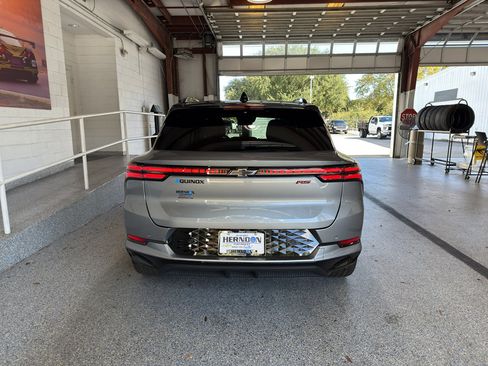 New 2026 Chevrolet Equinox EV RS image 26