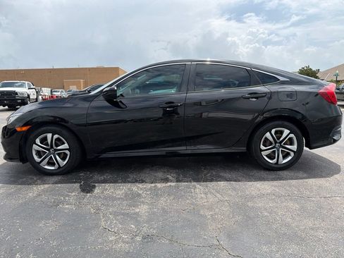 Used 2018 Honda Civic LX image 3