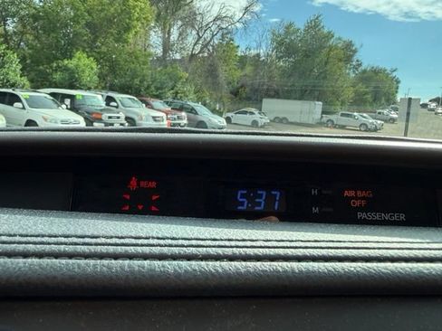 Used 2018 Toyota Highlander Limited Platinum AWD/4WD image 22