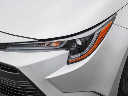 New 2026 Toyota Corolla LE image 5