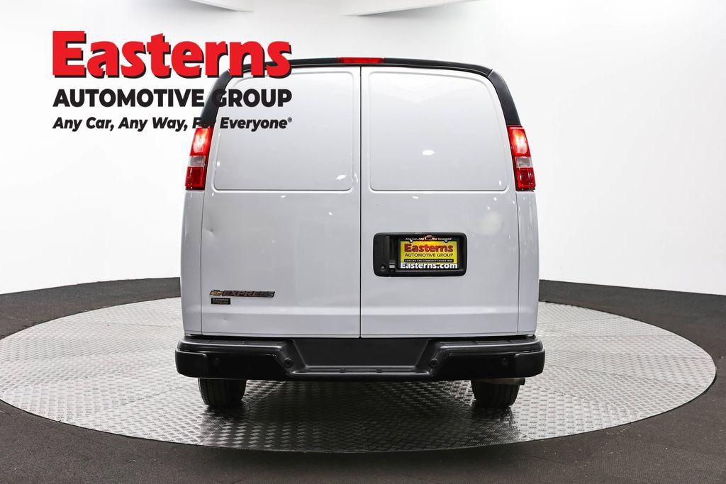 Used 2019 Chevrolet Express 2500 Extended w/ Safety Package RWD image 8