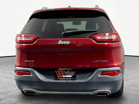 Used 2017 Jeep Cherokee Limited image 5