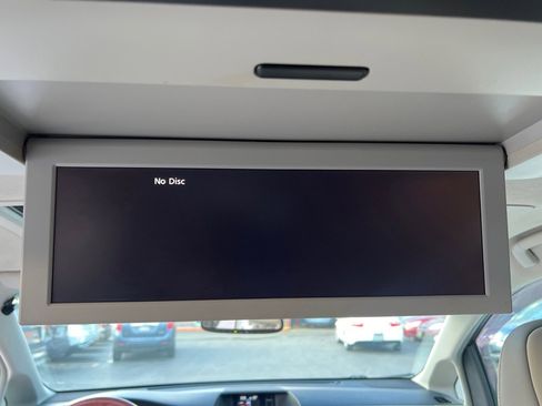 Used 2014 Toyota Sienna Limited w/ Limited Premium Package AWD/4WD image 28