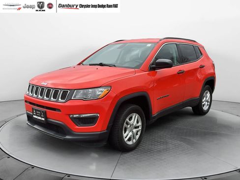 Used 2019 Jeep Compass Sport image 3