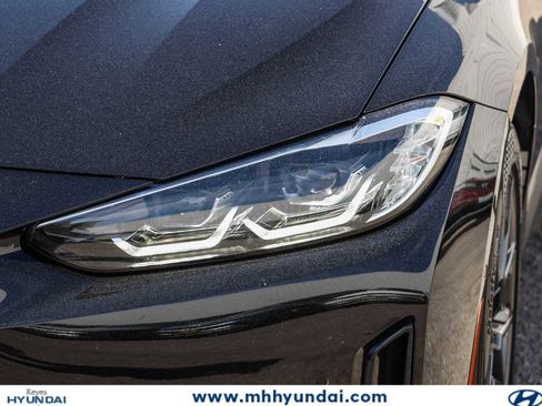 Used 2023 BMW i4 eDrive35 RWD image 7