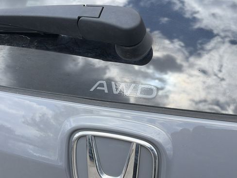 Used 2024 Honda CR-V Sport image 11