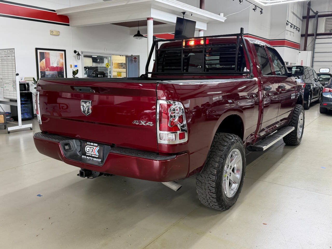 Used 2018 RAM 1500 Express w/ Express Value Package AWD/4WD image 2