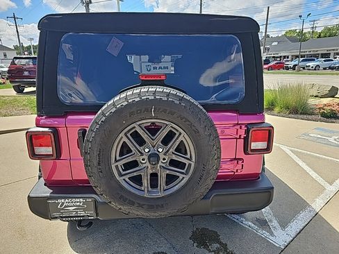 Certified 2024 Jeep Wrangler Sport S image 12