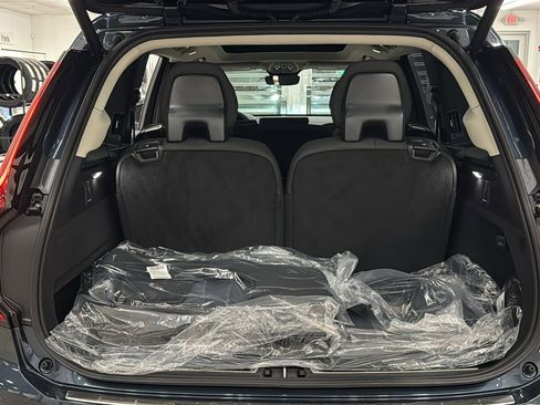 New 2026 Volvo XC90 T8 Plus w/ Protection Package Premier image 30