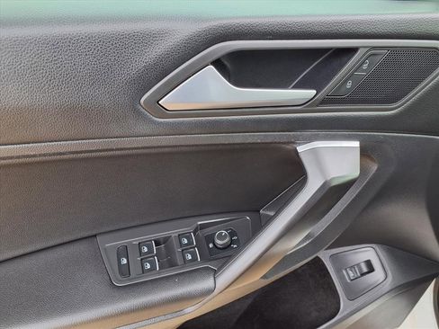 Used 2021 Volkswagen Tiguan SEL image 19