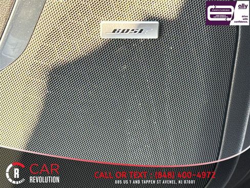 Used 2024 Chevrolet Tahoe LT AWD/4WD image 34