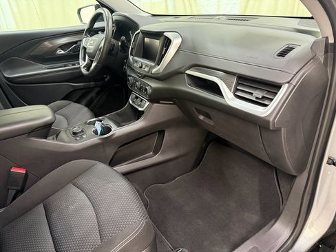 Certified 2023 GMC Terrain SLE w/ Driver Convenience Package AWD/4WD image 27