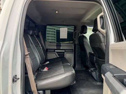 Used 2017 Ford F250 XLT w/ XLT Value Package AWD/4WD image 19