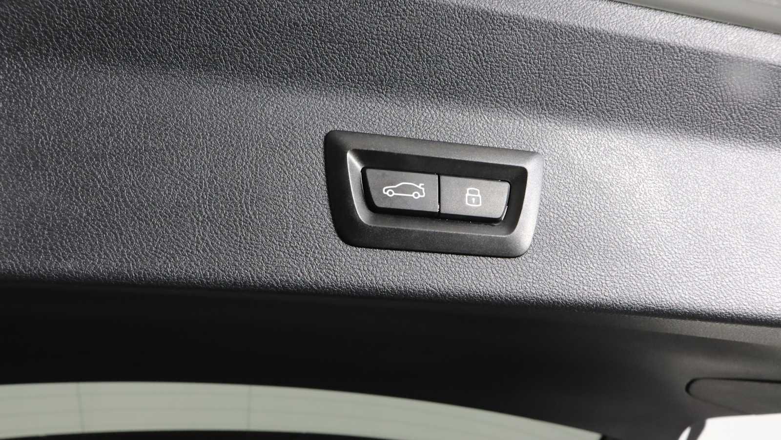 Used 2024 BMW X3 xDrive30i w/ Convenience Package AWD/4WD image 29