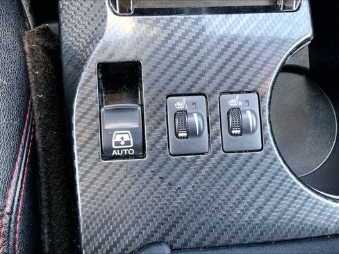 Used 2018 Toyota 4Runner TRD Off-Road Premium AWD/4WD image 29