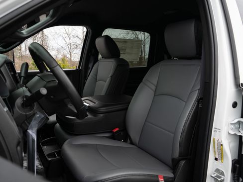 New 2026 RAM 5500 Tradesman w/ Chrome Appearance Group image 14