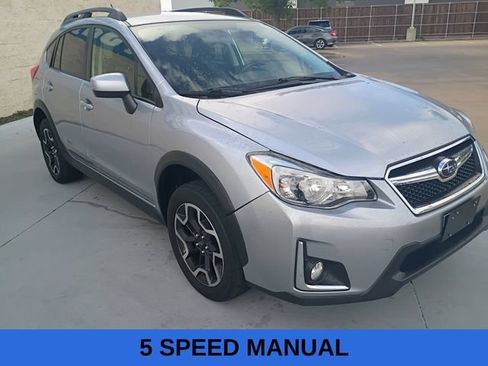 Used 2016 Subaru Crosstrek 2.0i Premium AWD/4WD image 8