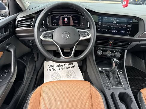 Used 2022 Volkswagen Jetta SEL FWD image 14