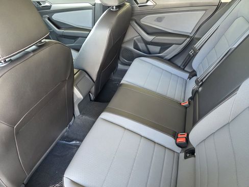 New 2025 Volkswagen Jetta SE FWD image 24