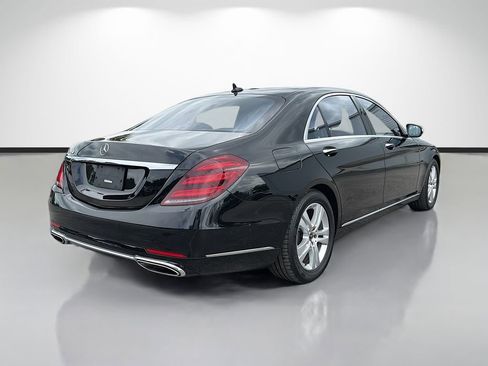 Used 2020 Mercedes-Benz S 450 Sedan image 3