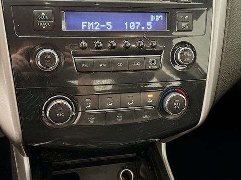 Used 2013 Nissan Altima 2.5 S image 22