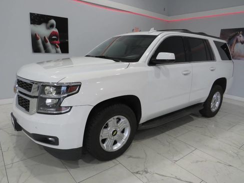 Used 2017 Chevrolet Tahoe LT w/ Texas Edition Package RWD image 6