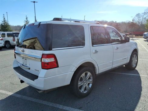 Used 2015 Ford Expedition Platinum image 5