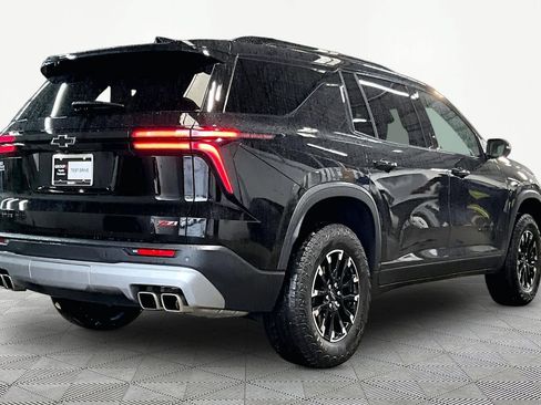 Used 2024 Chevrolet Traverse Z71 AWD/4WD image 13