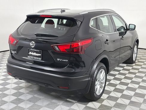 Used 2019 Nissan Rogue Sport SV image 5