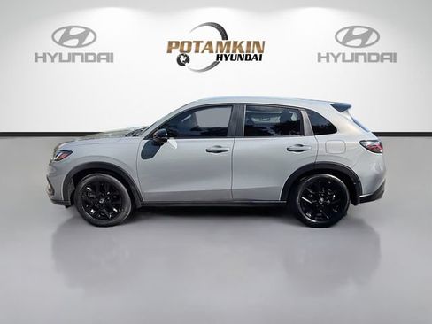Used 2024 Honda HR-V Sport image 8
