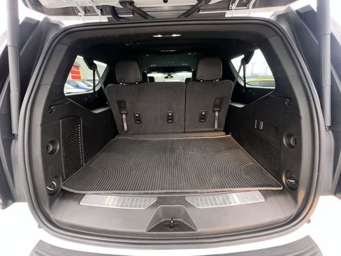 Used 2022 Chevrolet Suburban Z71 AWD/4WD image 26