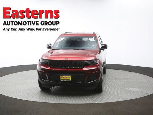 Used 2023 Jeep Grand Cherokee L Laredo image 53