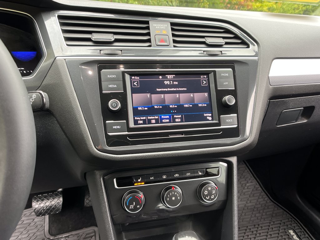 Used 2024 Volkswagen Tiguan S AWD/4WD image 16