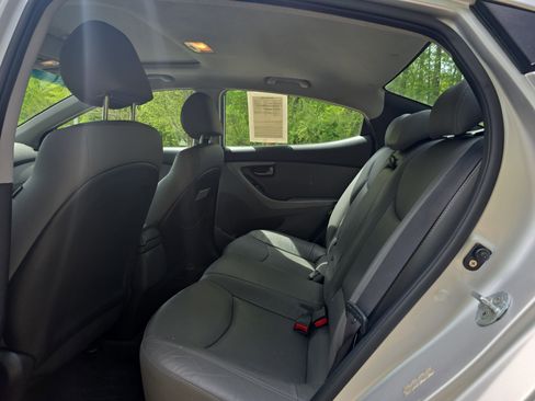 Used 2015 Hyundai Elantra Sport image 13