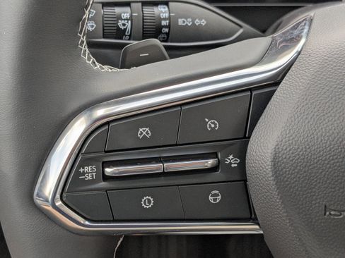 New 2026 Chevrolet Traverse High Country w/ LPO, Floor Liner Package FWD image 31