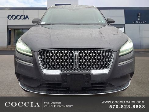 Used 2022 Lincoln Corsair AWD w/ Premium Package image 2