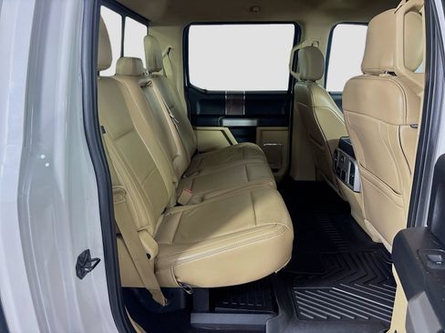 Used 2019 Ford F250 Lariat w/ Lariat Ultimate Package AWD/4WD image 27