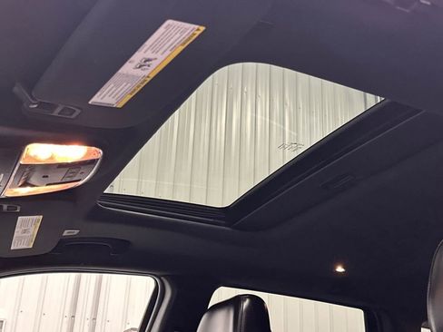 Used 2022 Jeep Grand Cherokee Limited image 27