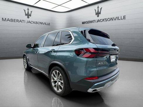 Used 2024 BMW X5 xDrive40i w/ Parking Assistance Package image 9