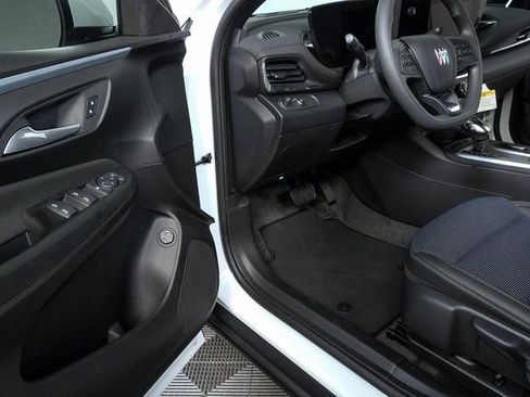 New 2026 Buick Envista Preferred w/ Convenience II Package image 7