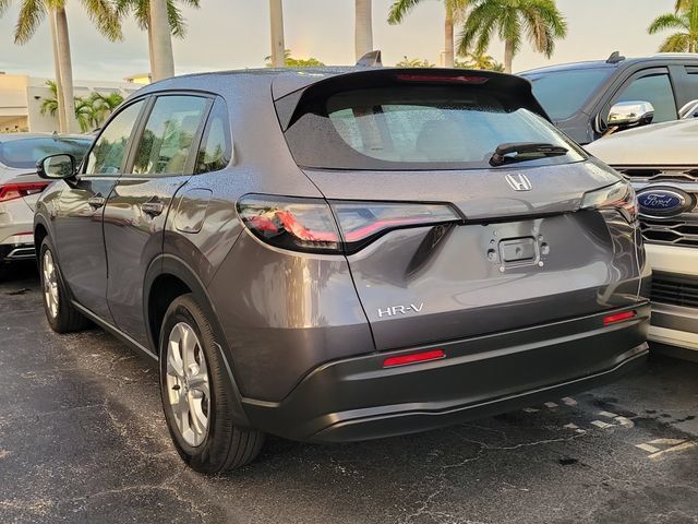 Used 2024 Honda HR-V LX image 3