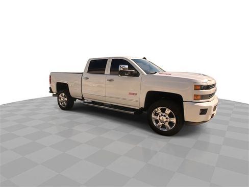 Used 2019 Chevrolet Silverado 2500 LTZ w/ Duramax Plus Package image 2