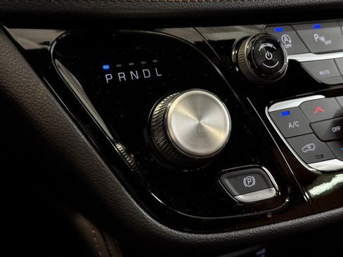 New 2026 Chrysler Pacifica Pinnacle w/ Trailer Tow Group image 34