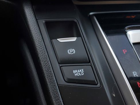 Used 2019 Honda CR-V EX image 27