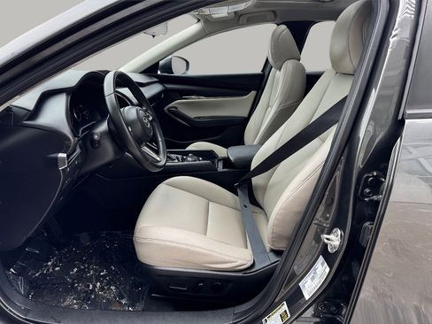 Used 2022 MAZDA MAZDA3 s image 16