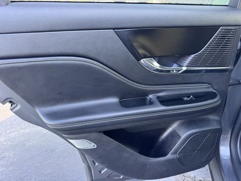 Used 2022 Lincoln Corsair FWD image 26