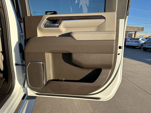 New 2026 GMC Sierra 2500 SLE image 18