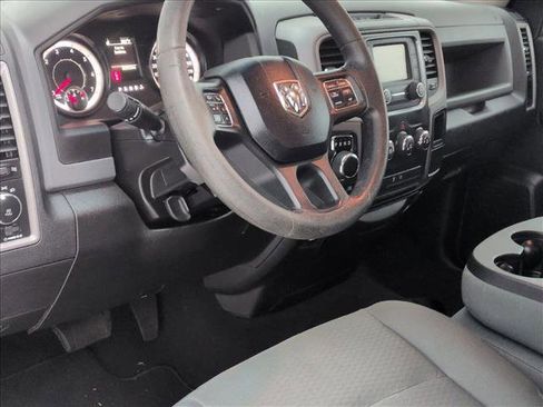 Used 2017 RAM 1500 Express image 9